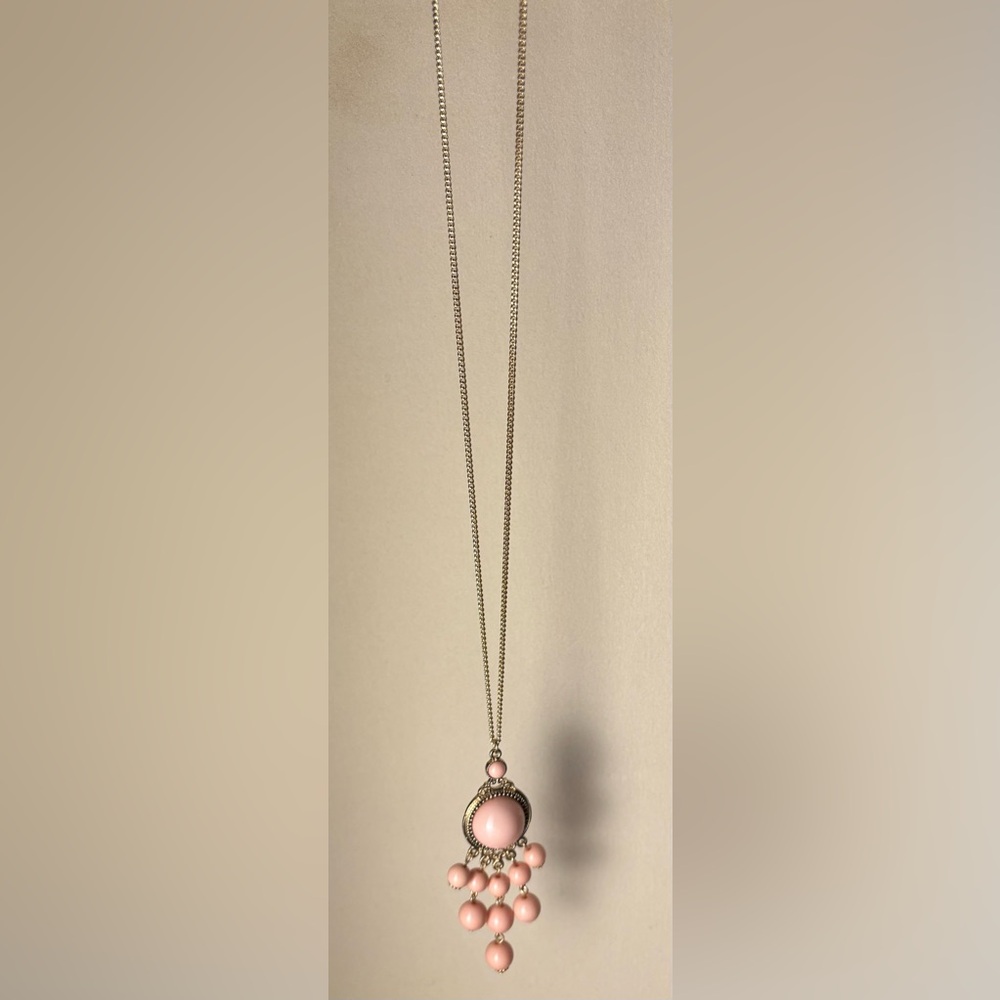 J crew Long Peach/Lt. Coral Bubble Stone/Beaded Gold Necklace - Picture 7 of 9